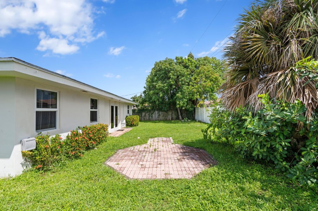 For Sale: $625,000 (3 beds, 2 baths, 1476 Square Feet)