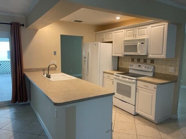 For Rent: $3,800 (3 beds, 2 baths, 1620 Square Feet)