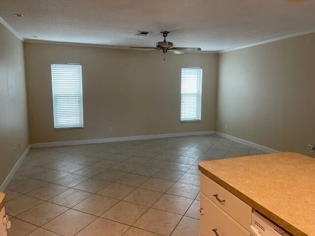 For Rent: $3,800 (3 beds, 2 baths, 1620 Square Feet)