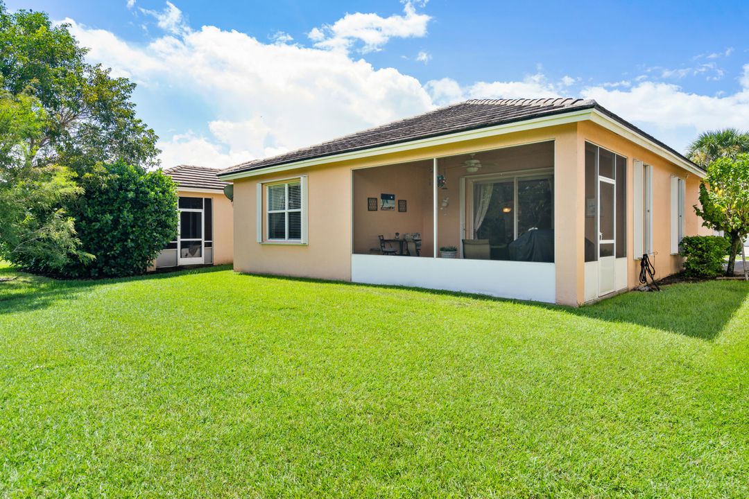 For Sale: $349,900 (3 beds, 2 baths, 1547 Square Feet)