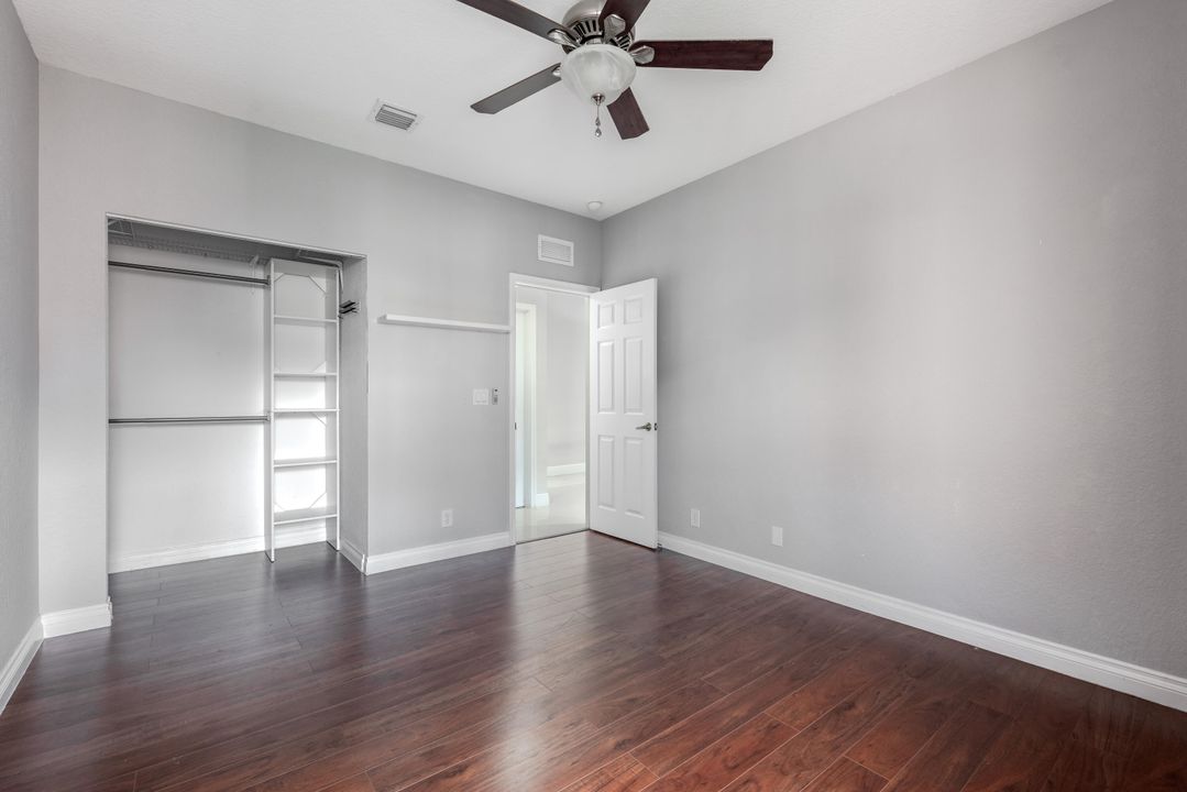 Active With Contract: $2,050 (2 beds, 2 baths, 1004 Square Feet)