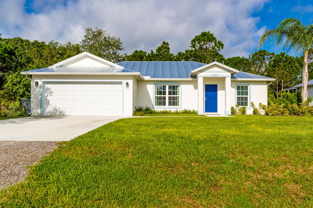 For Sale: $390,000 (3 beds, 2 baths, 1308 Square Feet)