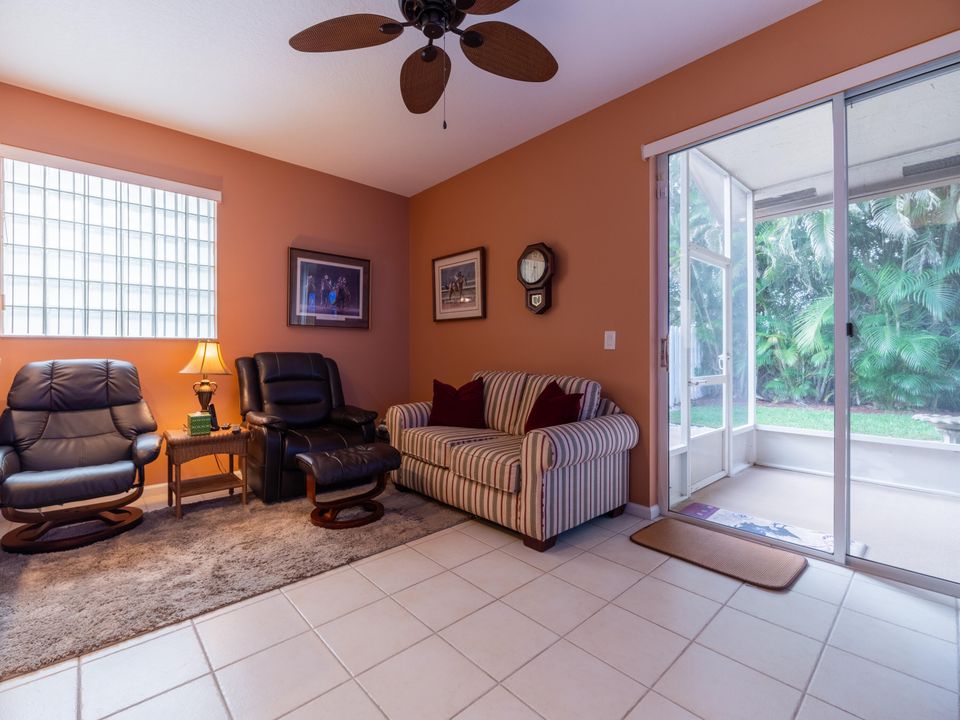 For Sale: $490,000 (3 beds, 2 baths, 1792 Square Feet)