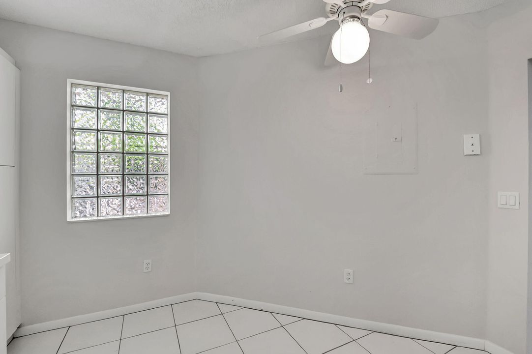 For Sale: $270,000 (3 beds, 2 baths, 1374 Square Feet)