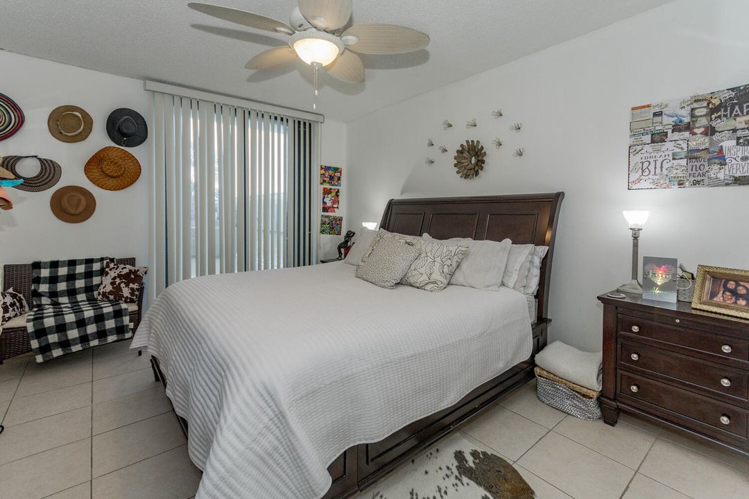 For Sale: $289,000 (2 beds, 2 baths, 1118 Square Feet)