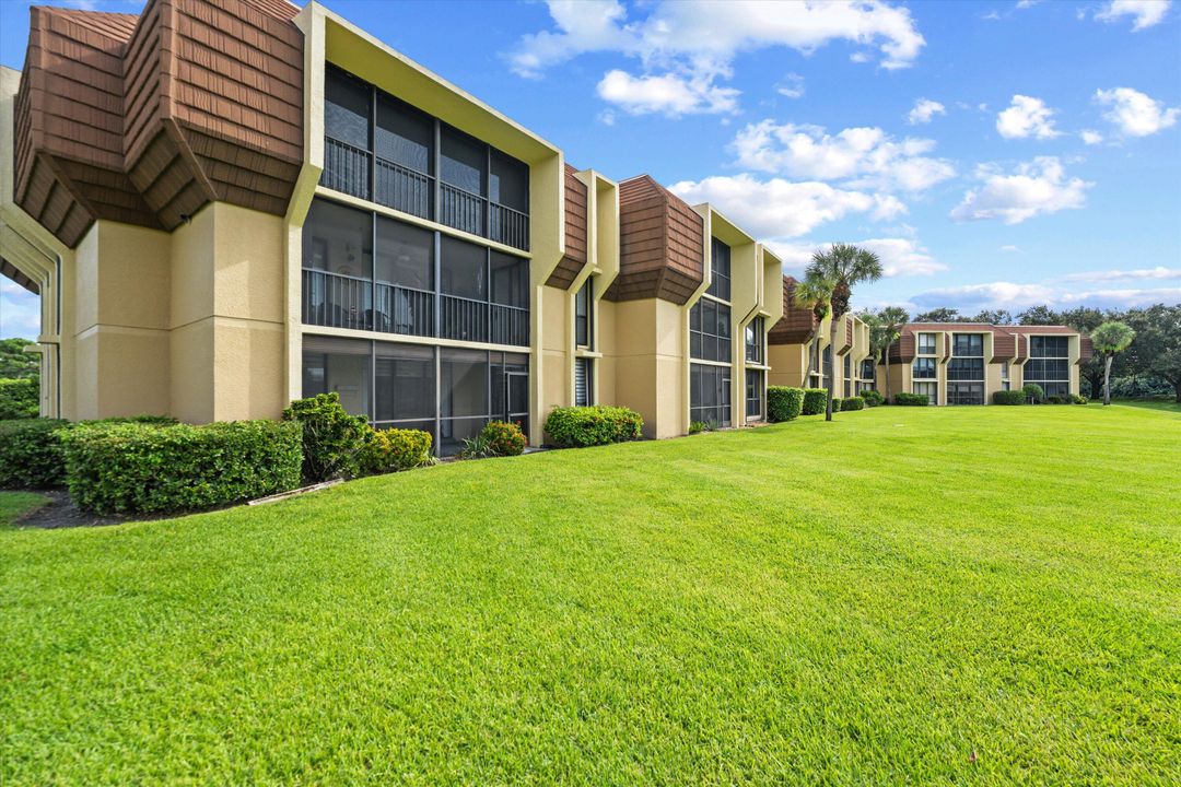 For Sale: $410,000 (3 beds, 2 baths, 1511 Square Feet)