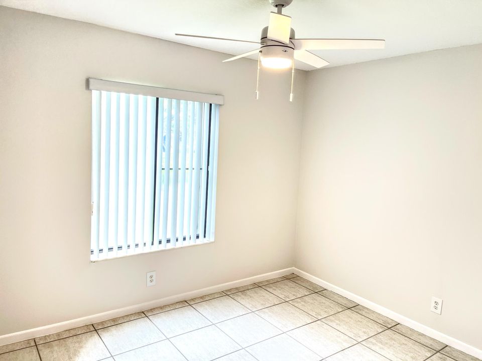 For Rent: $2,000 (2 beds, 2 baths, 1064 Square Feet)