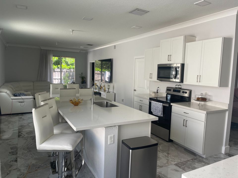 Active With Contract: $485,000 (3 beds, 2 baths, 1516 Square Feet)