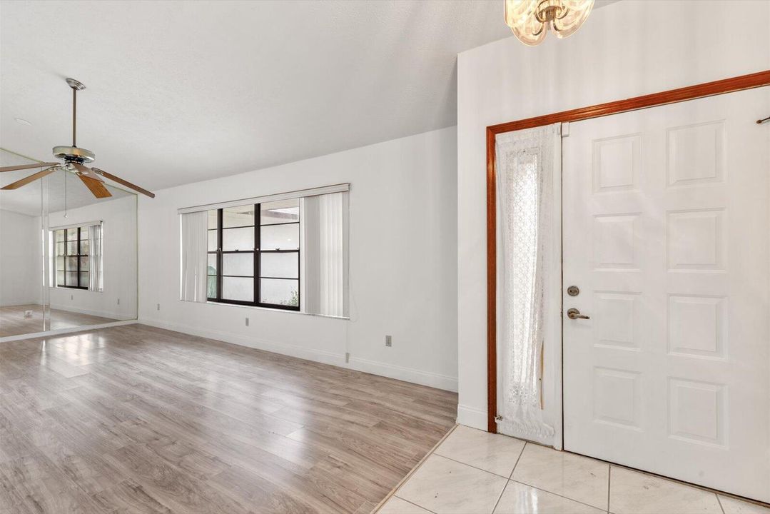 For Sale: $445,000 (3 beds, 2 baths, 1770 Square Feet)