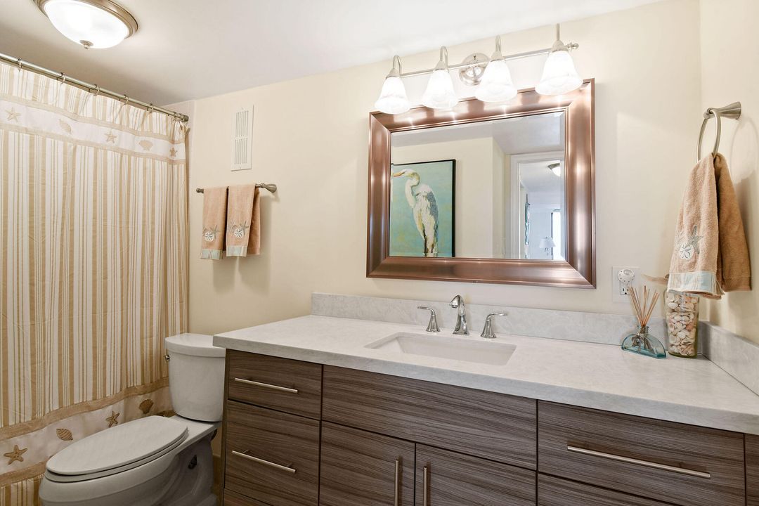 For Sale: $1,325,000 (2 beds, 2 baths, 1435 Square Feet)