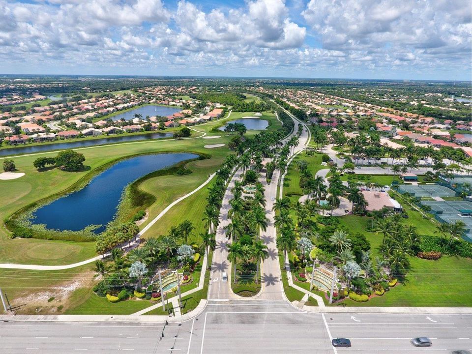 For Sale: $674,900 (3 beds, 2 baths, 2479 Square Feet)