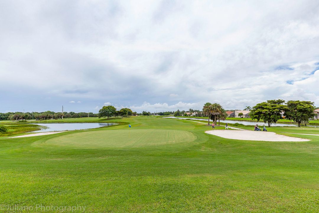 For Sale: $674,900 (3 beds, 2 baths, 2479 Square Feet)