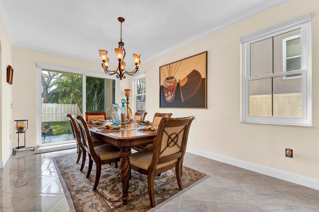 Active With Contract: $850,000 (5 beds, 2 baths, 3184 Square Feet)