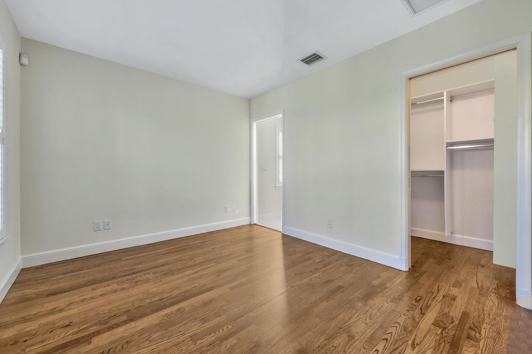 For Rent: $13,500 (2 beds, 1 baths, 798 Square Feet)