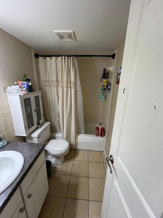 For Sale: $135,000 (1 beds, 1 baths, 630 Square Feet)