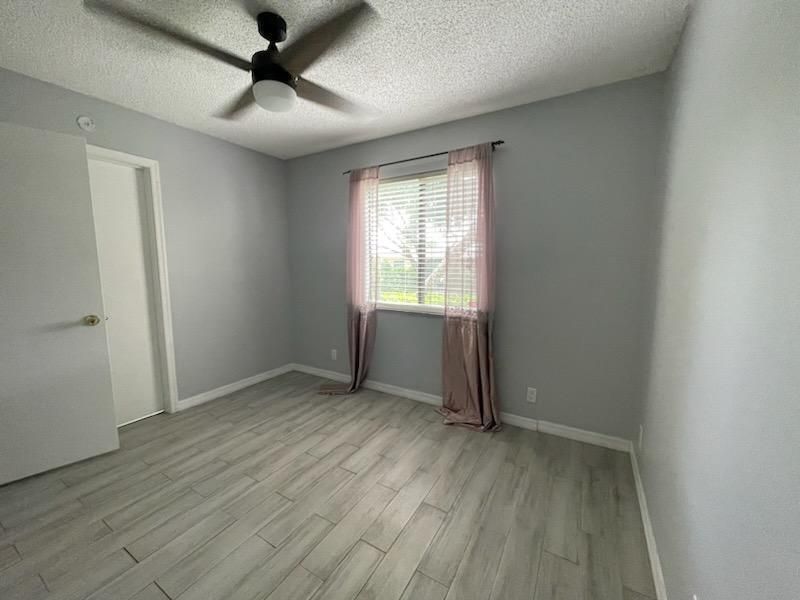 Active With Contract: $2,500 (3 beds, 2 baths, 1056 Square Feet)