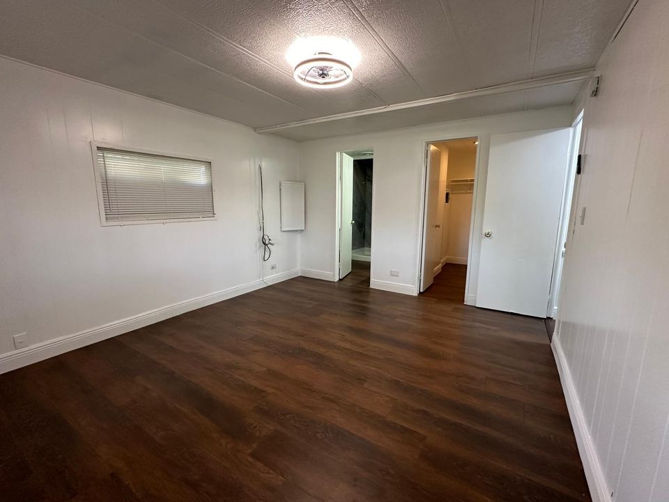 For Sale: $75,000 (2 beds, 2 baths, 1125 Square Feet)