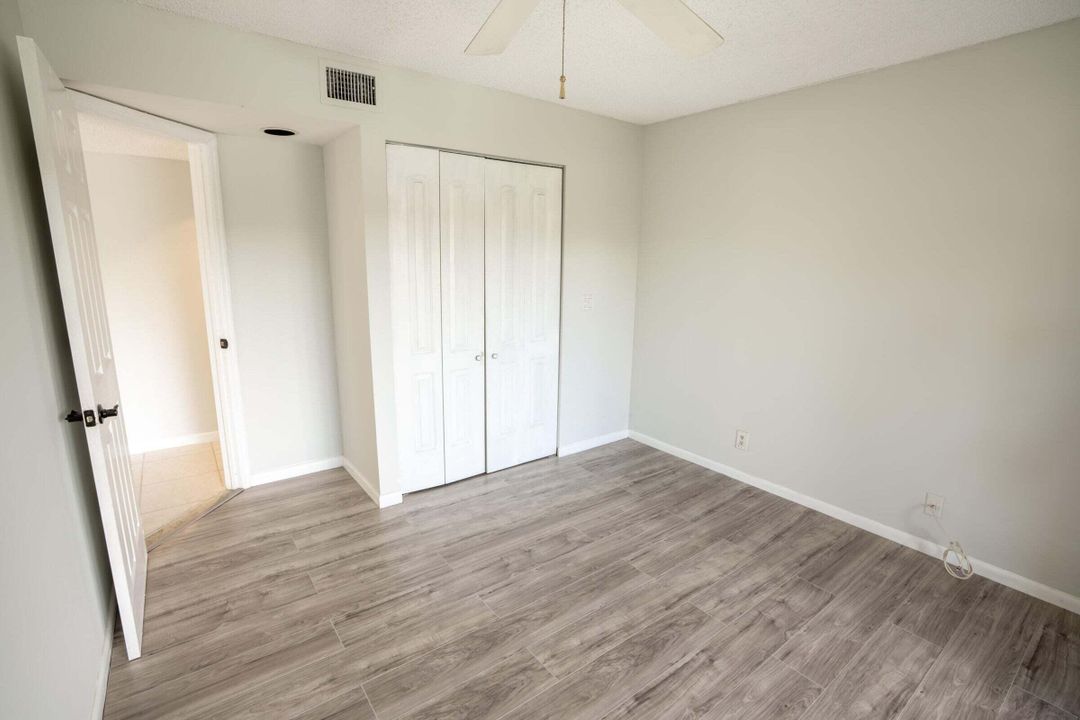 For Sale: $340,000 (3 beds, 2 baths, 1557 Square Feet)