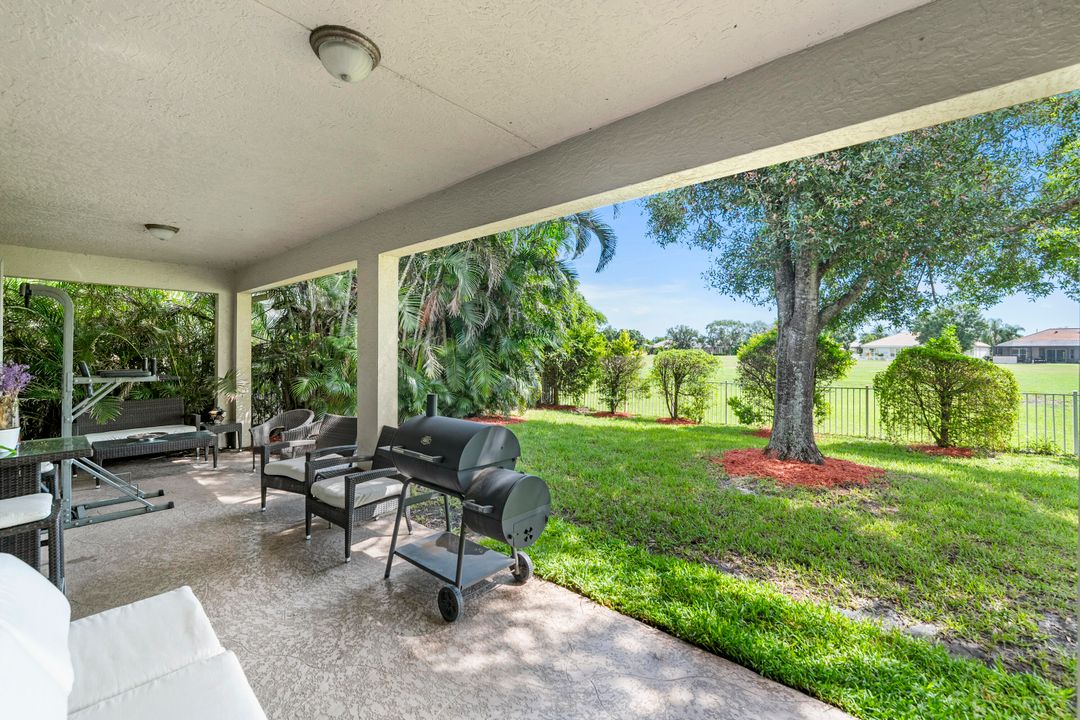 For Sale: $499,000 (4 beds, 2 baths, 2502 Square Feet)