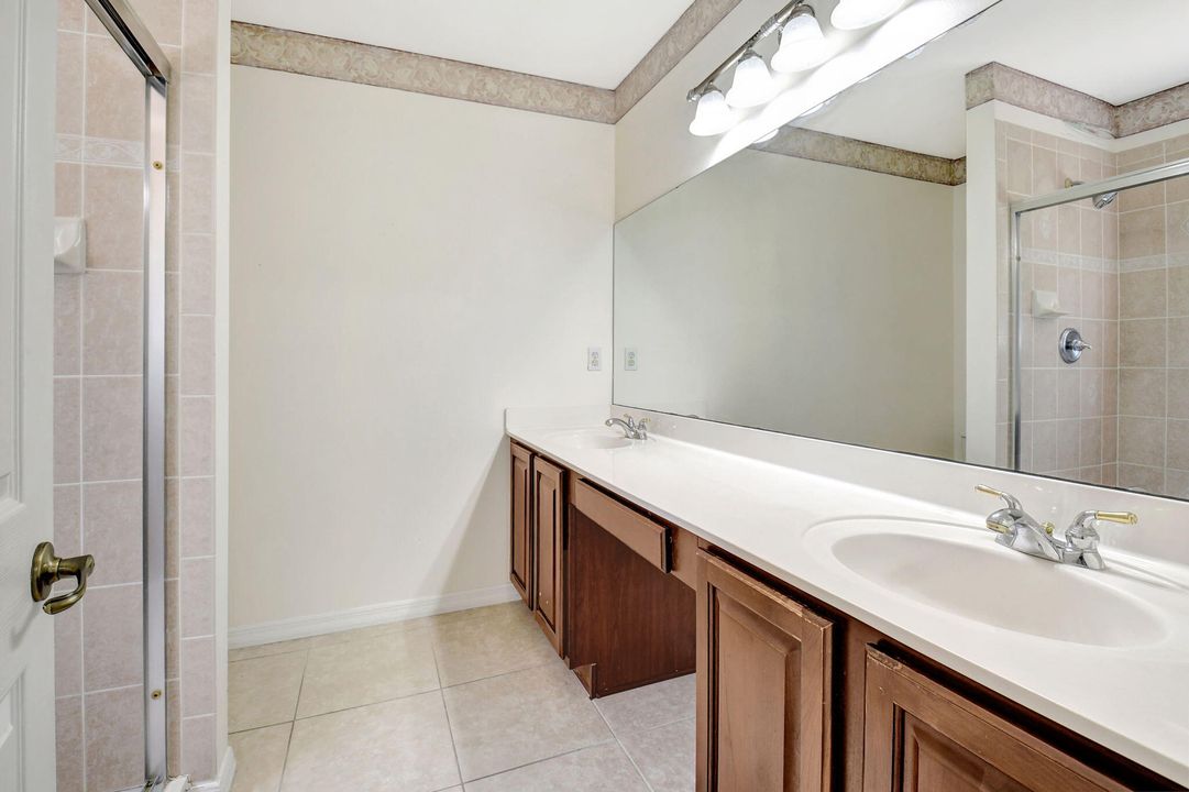 For Sale: $420,000 (3 beds, 2 baths, 1681 Square Feet)