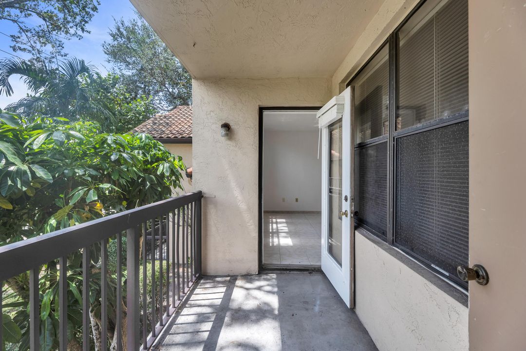 Active With Contract: $169,900 (1 beds, 1 baths, 600 Square Feet)