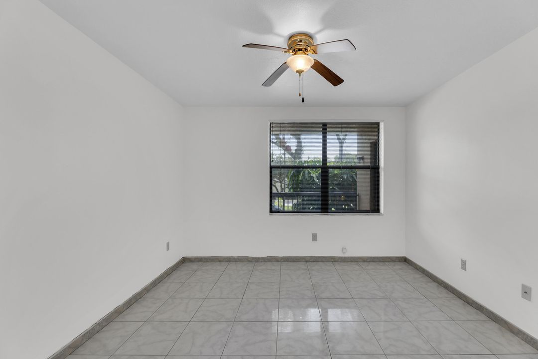 Active With Contract: $169,900 (1 beds, 1 baths, 600 Square Feet)