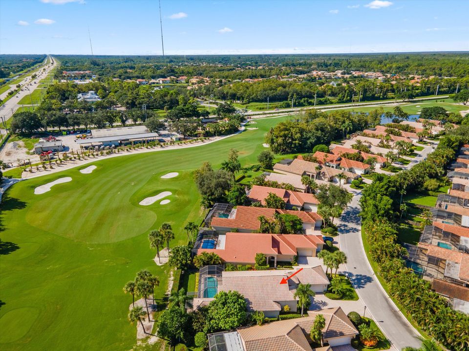 For Sale: $499,000 (3 beds, 3 baths, 2314 Square Feet)