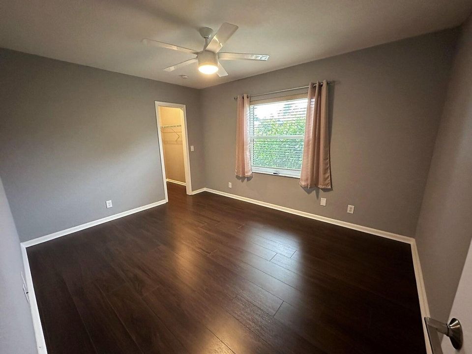 For Rent: $4,000 (3 beds, 2 baths, 1896 Square Feet)