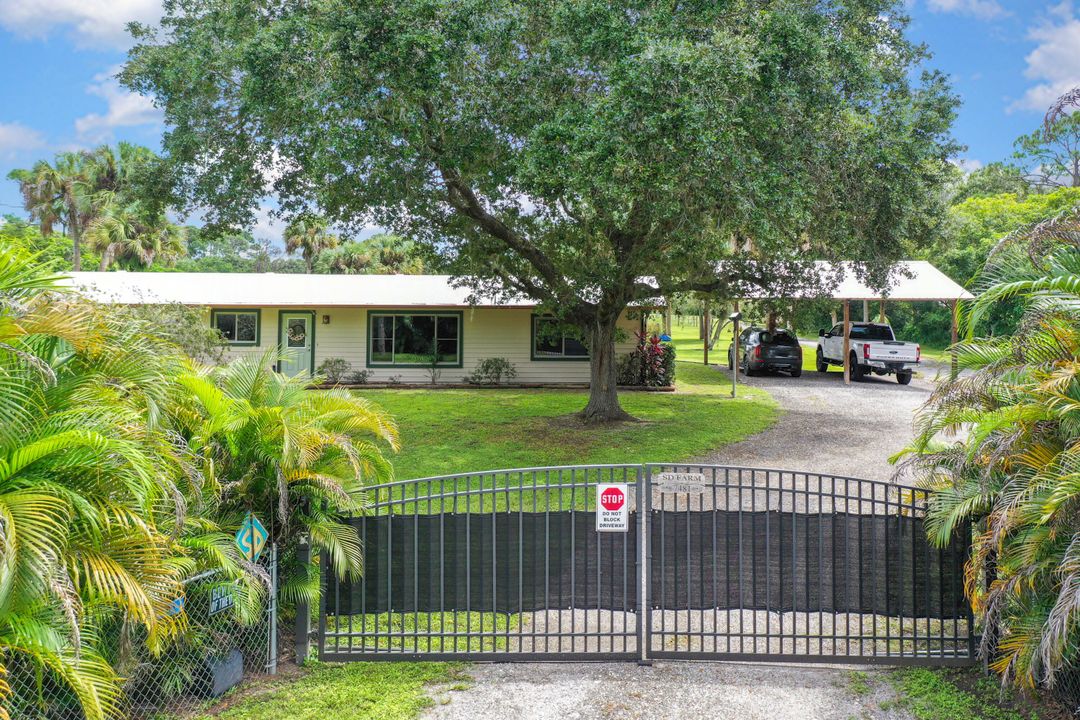 For Sale: $1,299,000 (3 beds, 3 baths, 1704 Square Feet)