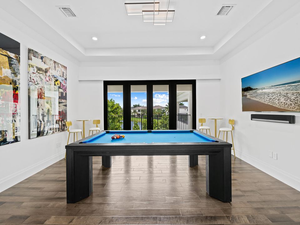 For Sale: $4,987,000 (6 beds, 8 baths, 8071 Square Feet)