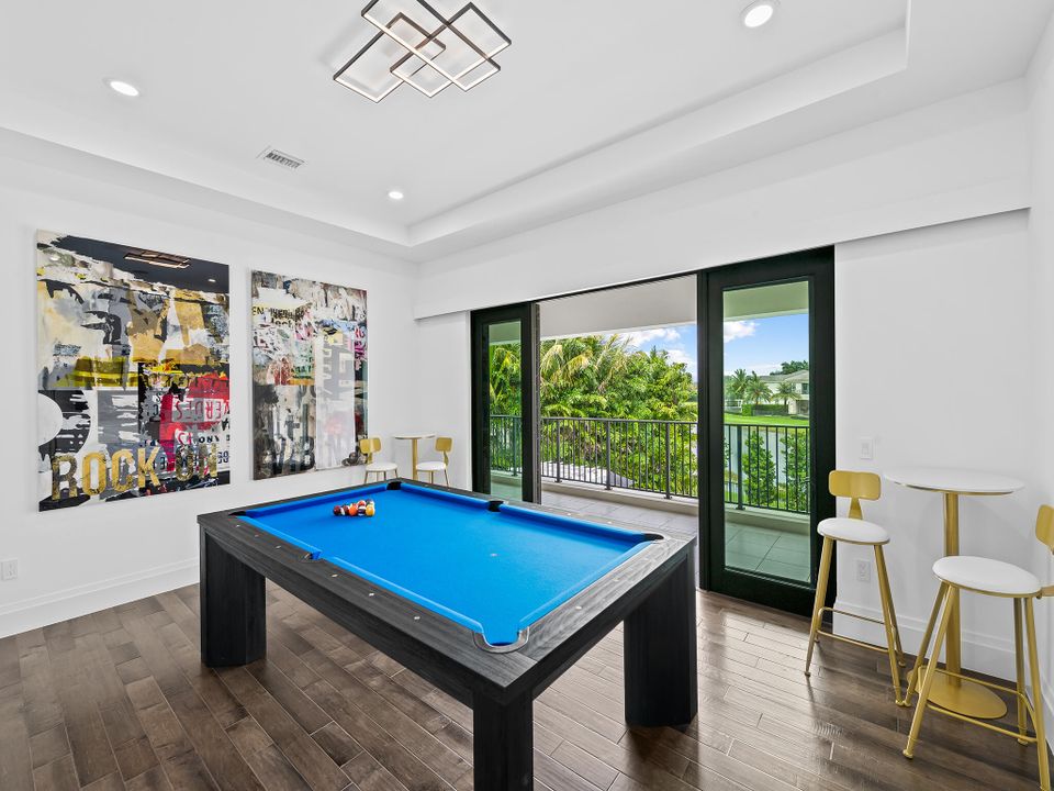 For Sale: $4,987,000 (6 beds, 8 baths, 8071 Square Feet)