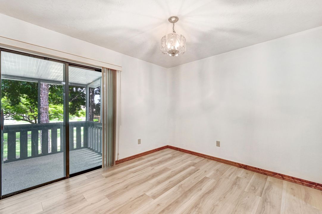 For Sale: $199,000 (2 beds, 2 baths, 1136 Square Feet)