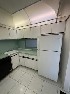 For Sale: $159,000 (2 beds, 2 baths, 1088 Square Feet)