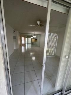 En Venta: $159,000 (2 camas, 2 baños, 1088 Pies cuadrados)