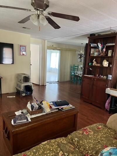 For Sale: $65,000 (2 beds, 2 baths, 1080 Square Feet)