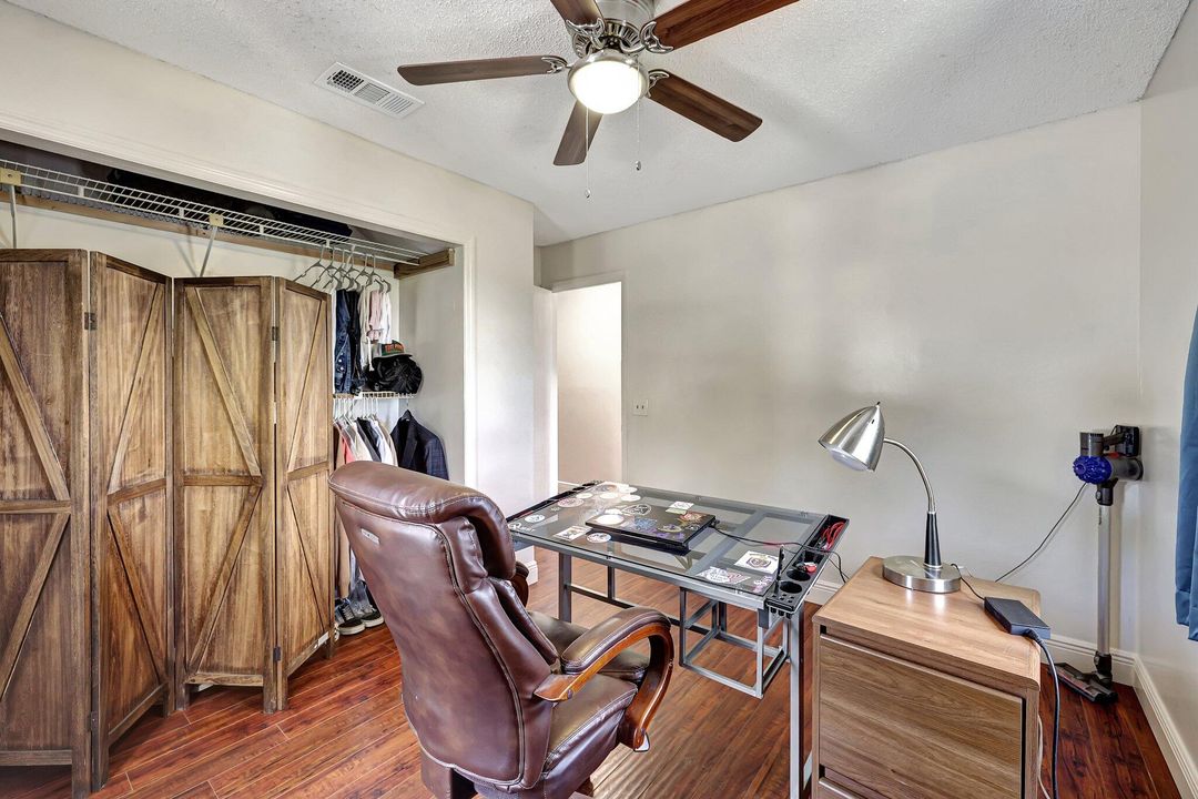 For Sale: $469,900 (3 beds, 2 baths, 1740 Square Feet)