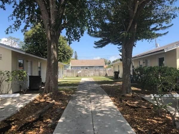 For Rent: $1,650 (2 beds, 1 baths, 900 Square Feet)