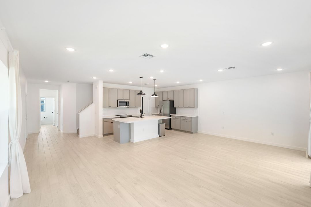 For Sale: $405,000 (3 beds, 2 baths, 2056 Square Feet)