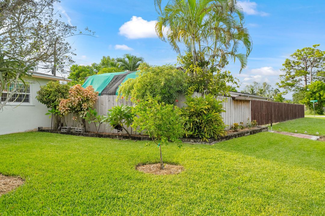 For Sale: $450,000 (3 beds, 2 baths, 1380 Square Feet)