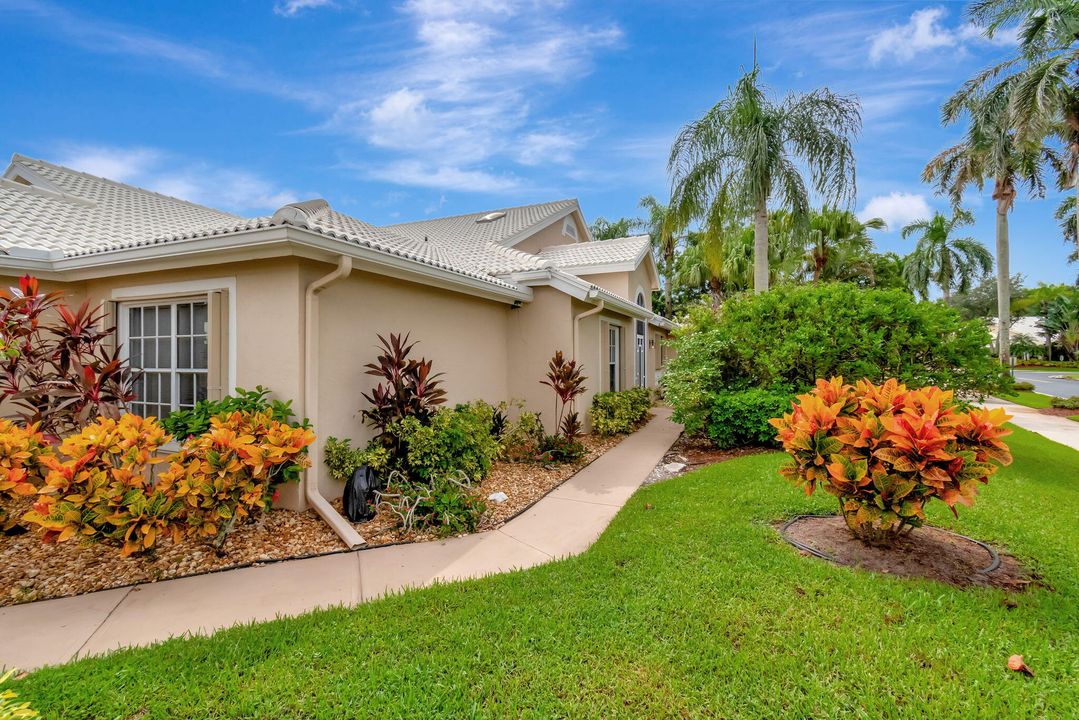 For Sale: $495,000 (3 beds, 2 baths, 1820 Square Feet)