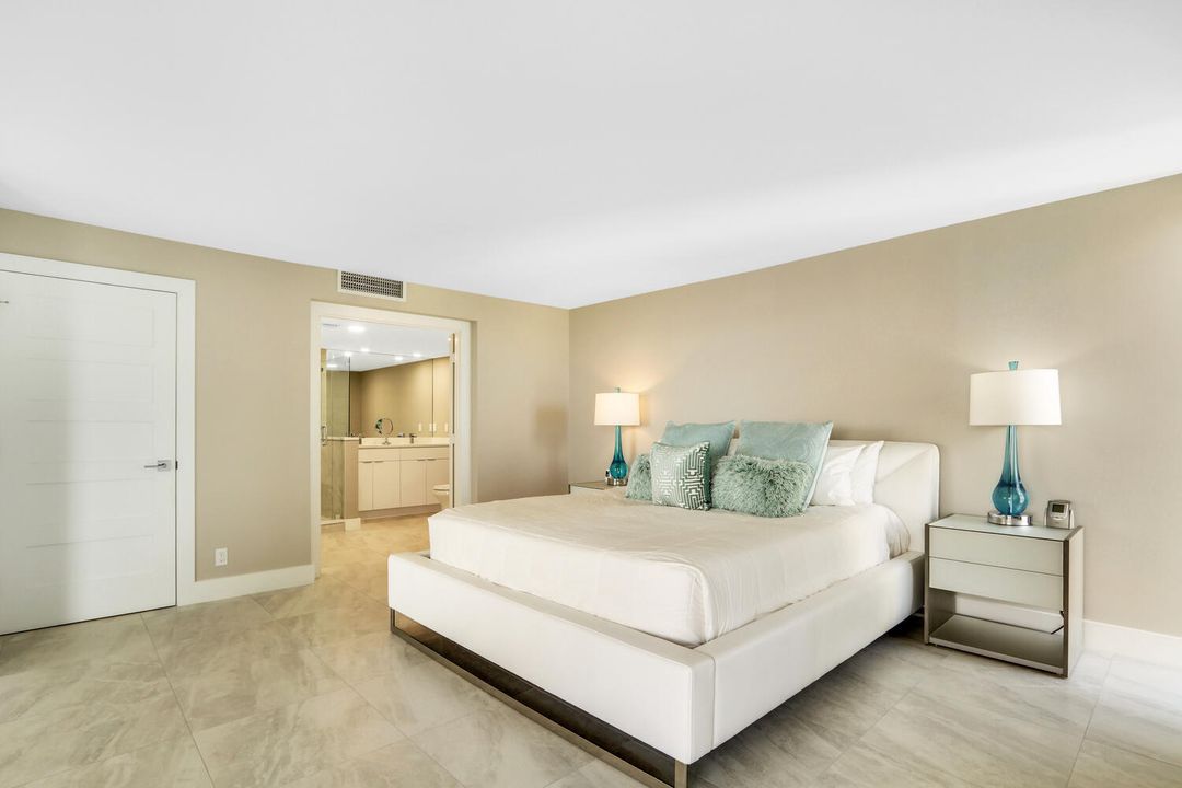 For Sale: $1,600,000 (2 beds, 2 baths, 1435 Square Feet)