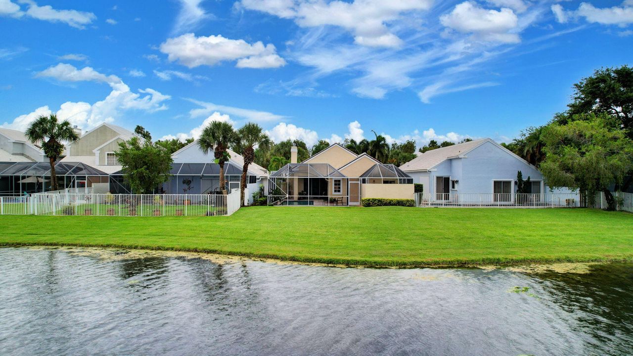 For Sale: $599,000 (3 beds, 2 baths, 1536 Square Feet)