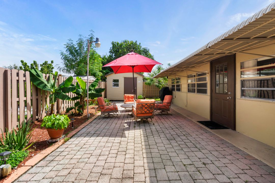 For Sale: $530,000 (4 beds, 2 baths, 1580 Square Feet)