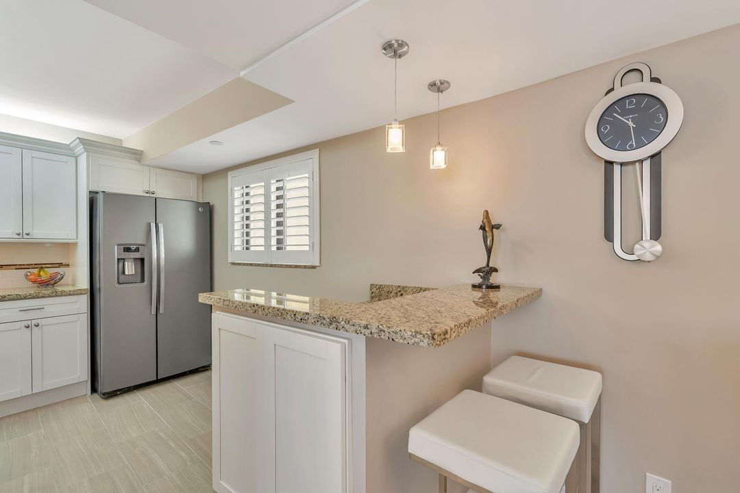 For Sale: $789,000 (2 beds, 2 baths, 1170 Square Feet)