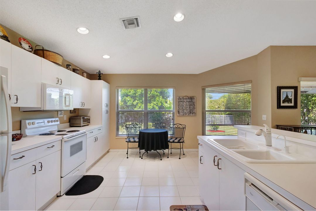 For Sale: $545,000 (3 beds, 2 baths, 1802 Square Feet)