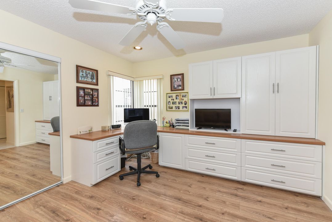 For Sale: $379,900 (2 beds, 2 baths, 1654 Square Feet)