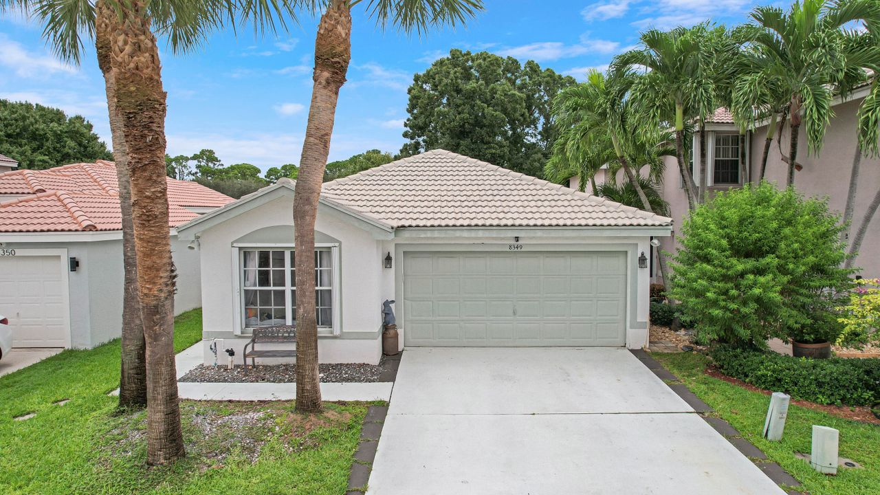 For Sale: $499,000 (4 beds, 2 baths, 1543 Square Feet)