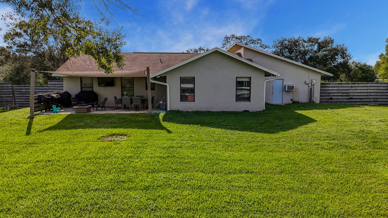 For Sale: $625,000 (3 beds, 2 baths, 1418 Square Feet)