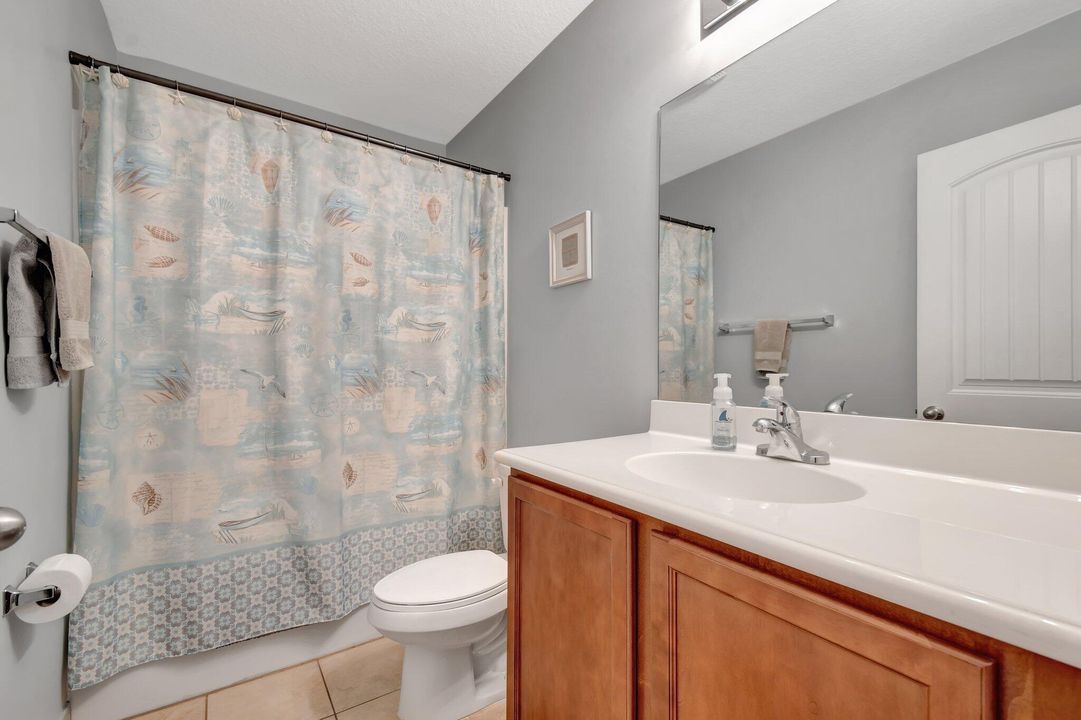 For Sale: $442,500 (3 beds, 2 baths, 1700 Square Feet)