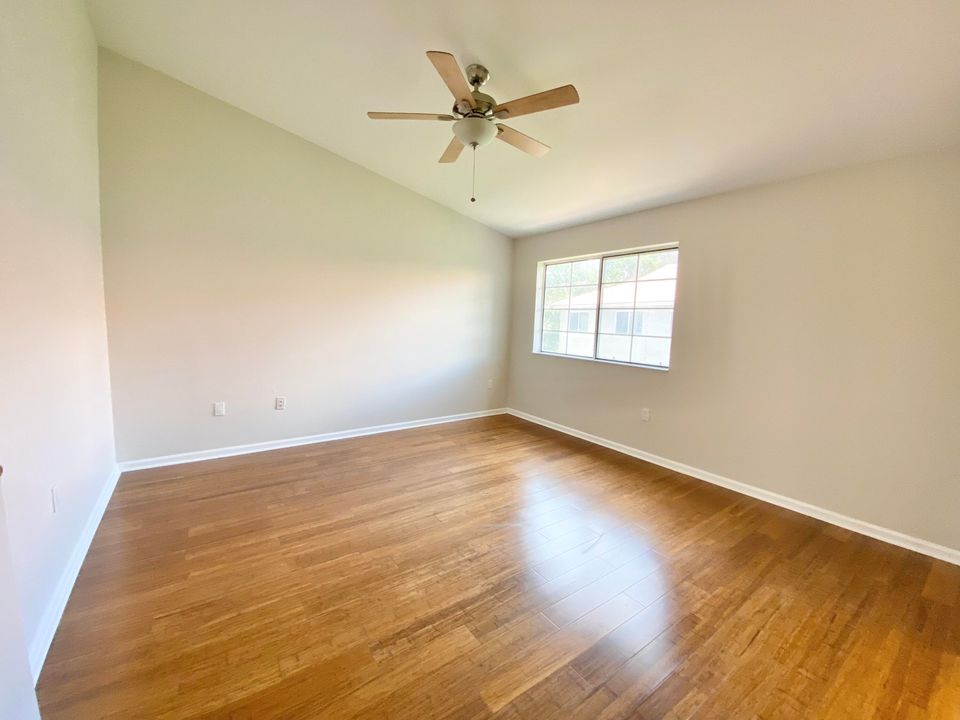 For Sale: $487,900 (2 beds, 2 baths, 1583 Square Feet)